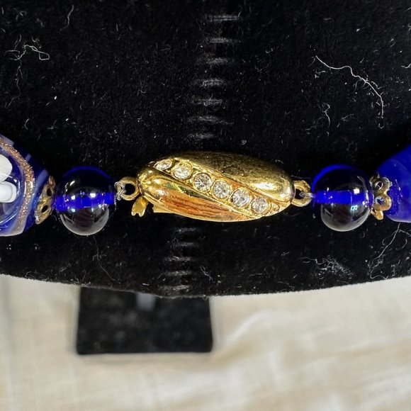 Vintage Smithsonian Institution Murano Glass Bead Necklace and Clip on Earrings