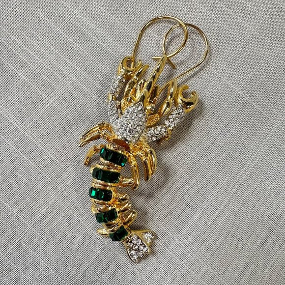 Vintage Articulated Lobster Crayfish Emerald and Clear Crystal Brooch