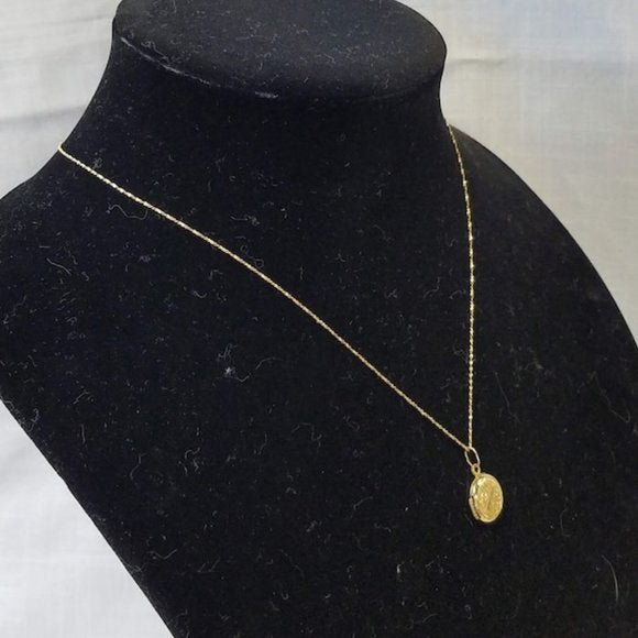 Vintage Antique Small Round Gold locket on 14K chain