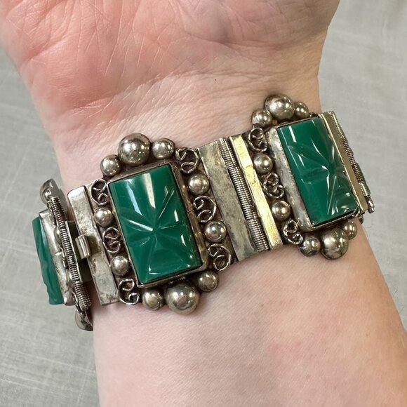 Vintage Mexico Sterling Silver Green Onyx Masks Bracelet