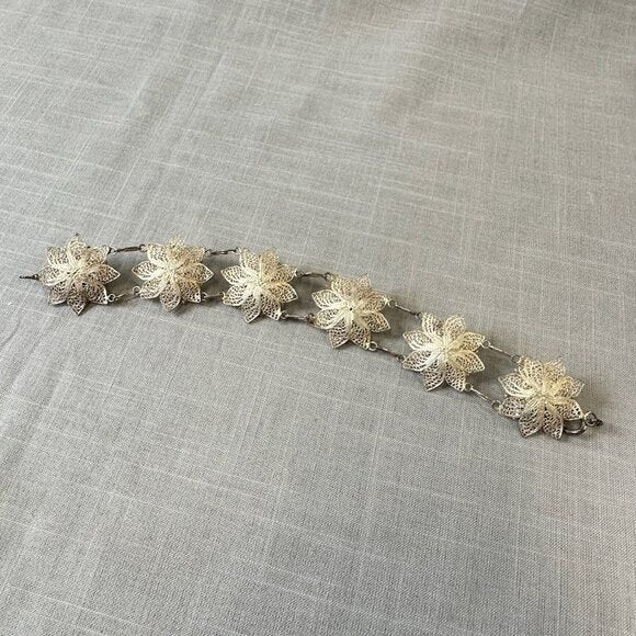 Vintage Silver Large Filigree Flower Linked Bracelet