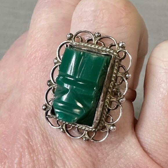 Vintage Mexico Sterling Silver and Green Onyx Mask Ring size 5.5