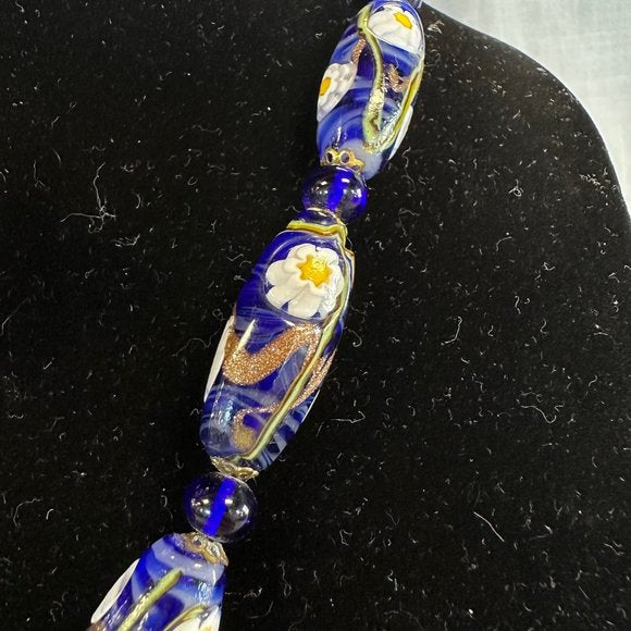 Vintage Smithsonian Institution Murano Glass Bead Necklace and Clip on Earrings