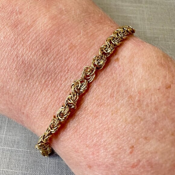 Vintage Rosette Lovers Knot Link 14K Gold Bracelet