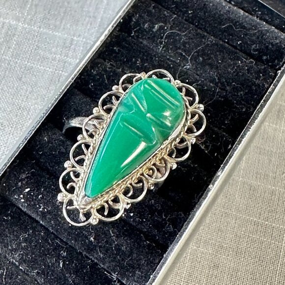Vintage Mexico Sterling Silver and Green Onyx Teardrop Mask Ring size 7