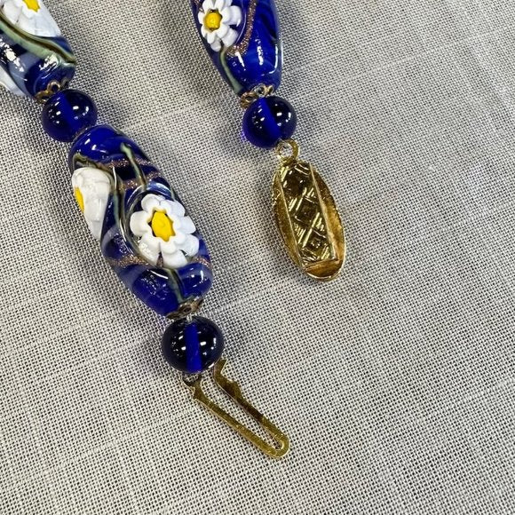 Vintage Smithsonian Institution Murano Glass Bead Necklace and Clip on Earrings